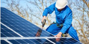Installation Maintenance Panneaux Solaires Photovoltaïques à Fromezey